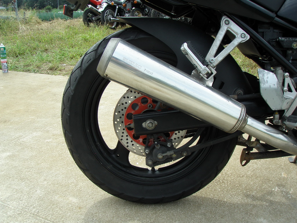 Купить мотоцикл Suzuki Bandit400V 1991 фото 15